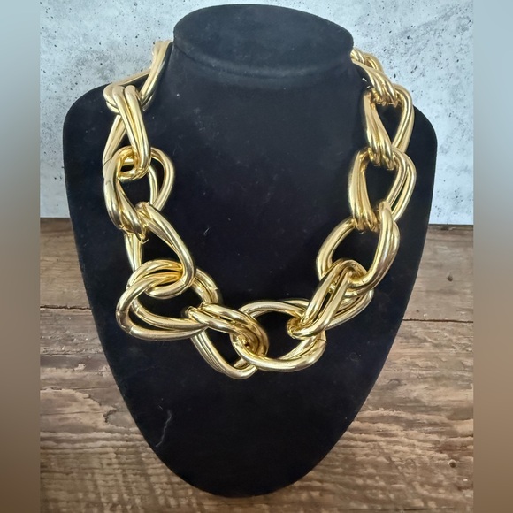 Anne Klein Vintage Gold-Tone Sculptural Link Statement Necklace - Picture 6 of 6